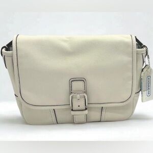 Authentic Coach Pennie Shoulder Bag – Chalk/Cream – Style F29763